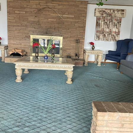 Western Skies Motel Clarendon Ngoại thất bức ảnh