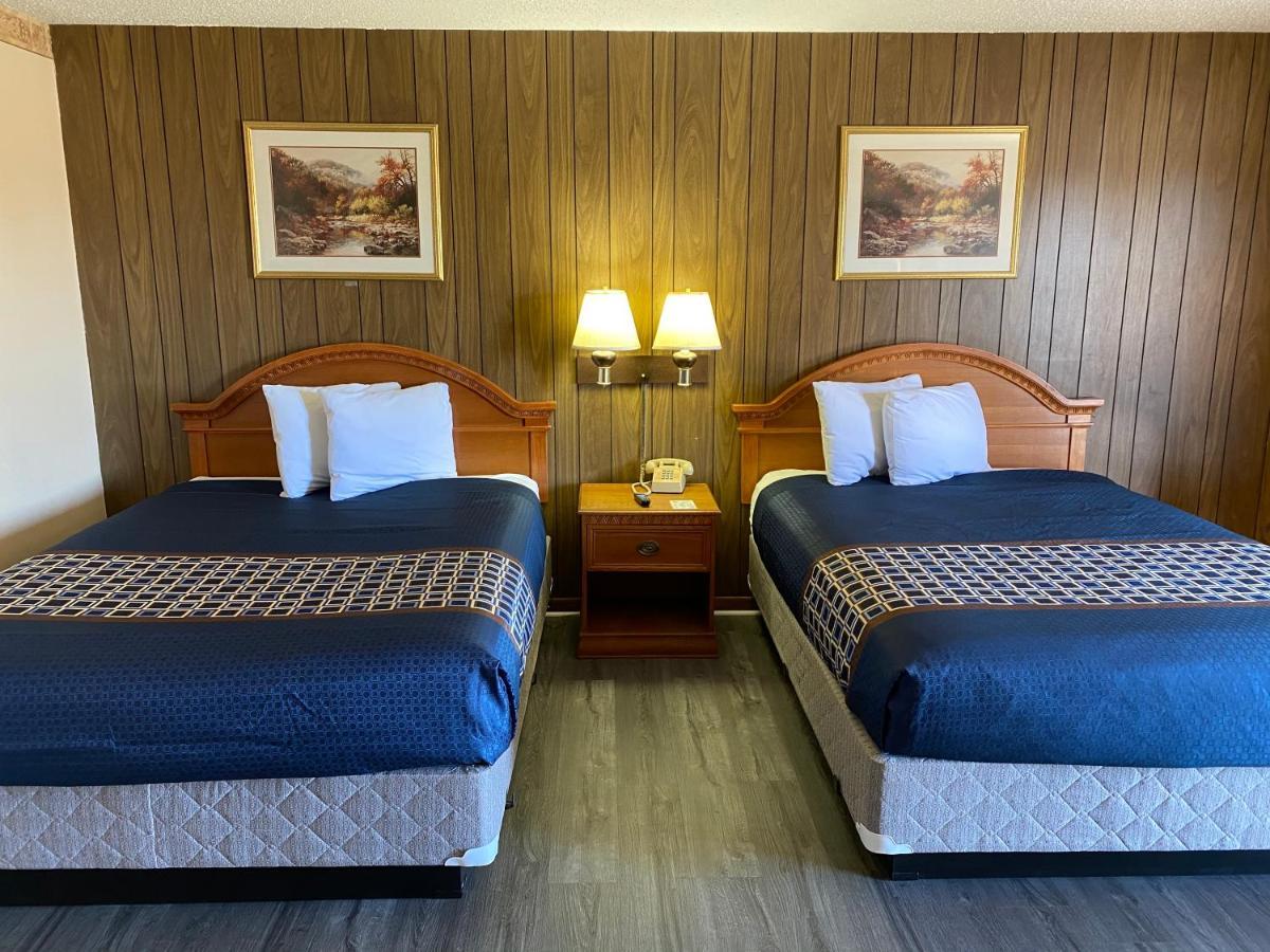 Western Skies Motel Clarendon Ngoại thất bức ảnh